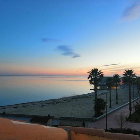 Le Sud Sur Plage Мезе Экстерьер фото